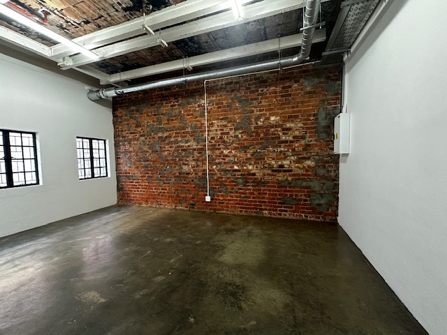To Let commercial Property for Rent in Maitland Western Cape